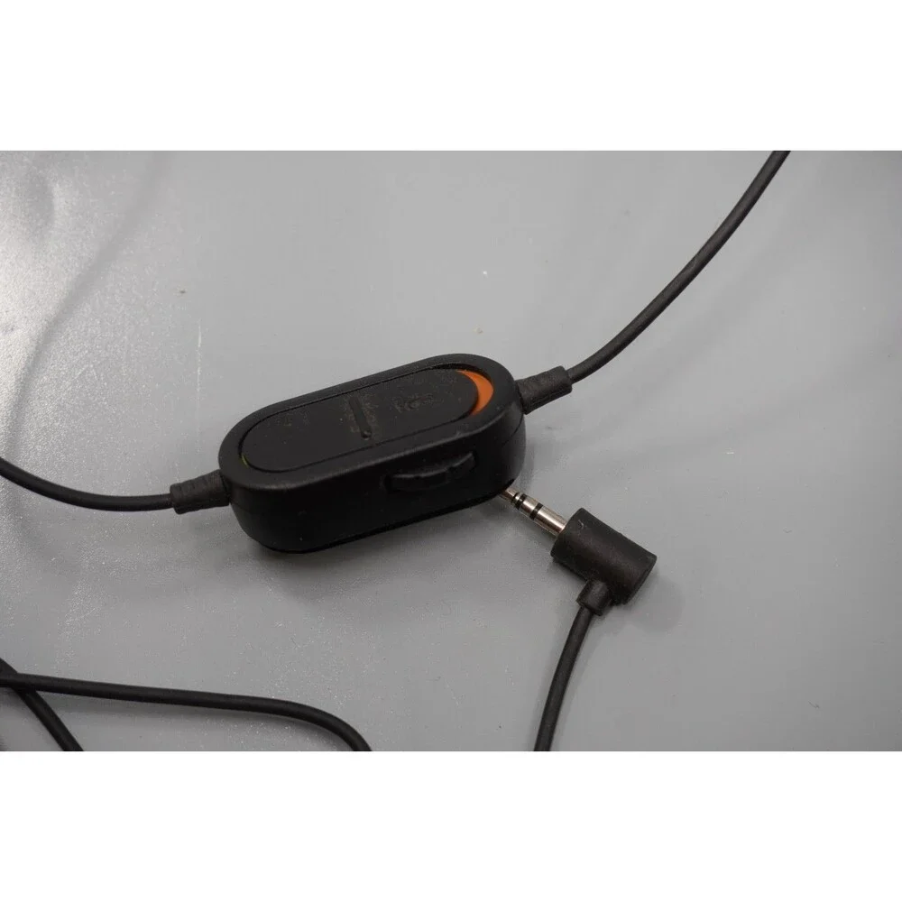 Microsoft Xbox 360 Mono Wired Chat Headset Single Ear